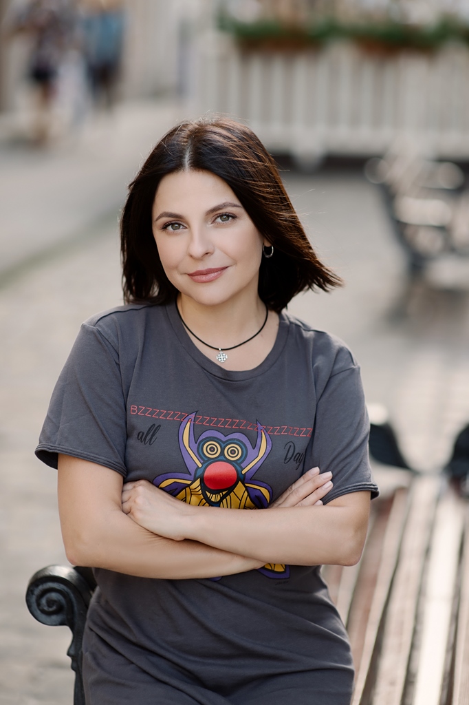 Оксана Муха про "Кришталеві візерунки", Дана Балана і ідеальну країну: людям зараз потрібні живі емоції